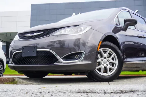 Photos of 2020 Chrysler Pacifica Touring L for sale in Duluth, GA at Autoplex Atlanta