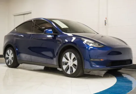 More photos of 2022 Tesla Model Y Long Range at Autoplex Atlanta, GA