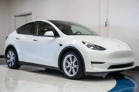 More photos of 2023 Tesla Model Y Long Range at Autoplex Atlanta, GA