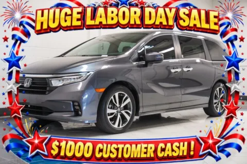 More photos of 2022 Honda Odyssey Touring at Autoplex Atlanta, GA