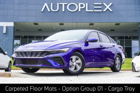 Blue 2024 Hyundai Elantra SE for sale in Duluth, GA
