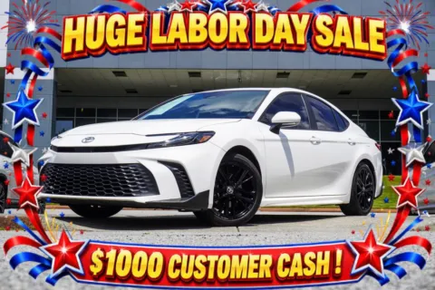 White 2025 Toyota Camry SE for sale in Duluth, GA