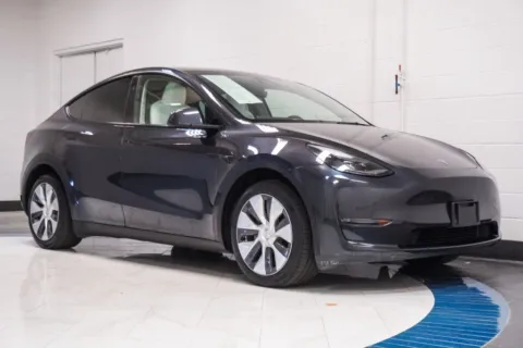 More photos of 2024 Tesla Model Y Long Range at Autoplex Atlanta, GA