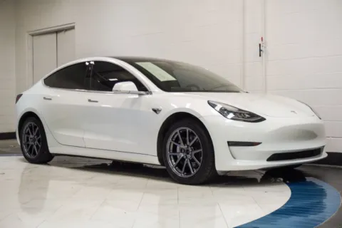 More photos of 2018 Tesla Model 3 Long Range at Autoplex Atlanta, GA