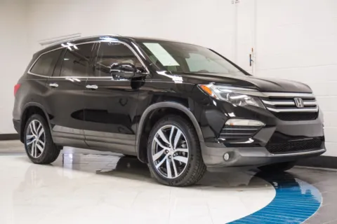 More photos of 2017 Honda Pilot Touring at Autoplex Atlanta, GA