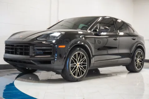 More photos of 2024 Porsche Cayenne Coupe at Autoplex Atlanta, GA