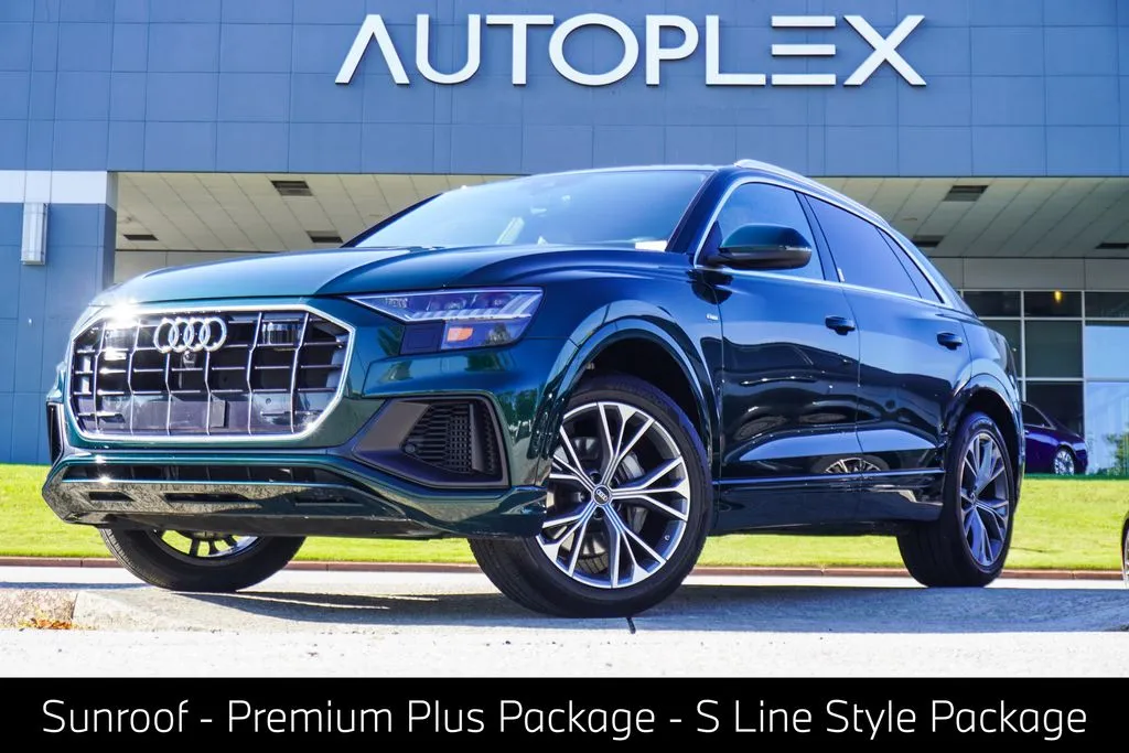 2023 Audi Q8 Premium Plus