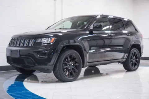 More photos of 2018 Jeep Grand Cherokee Altitude at Autoplex Atlanta, GA