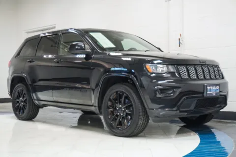 More photos of 2018 Jeep Grand Cherokee Altitude at Autoplex Atlanta, GA