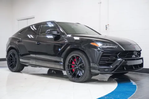 More photos of 2019 Lamborghini Urus at Autoplex Atlanta, GA