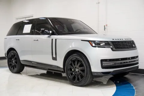 More photos of 2023 Land Rover Range Rover SE at Autoplex Atlanta, GA