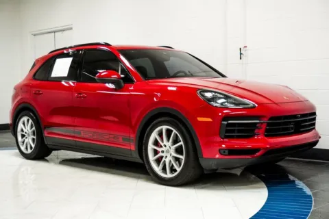 More photos of 2021 Porsche Cayenne at Autoplex Atlanta, GA