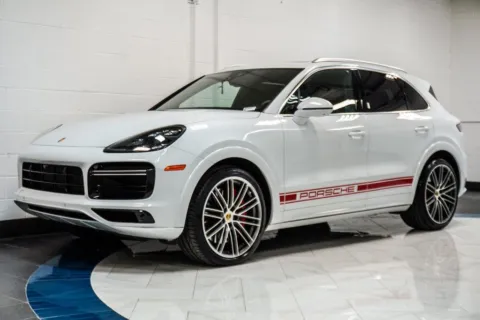 More photos of 2021 Porsche Cayenne Turbo at Autoplex Atlanta, GA