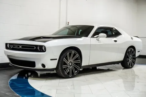 More photos of 2019 Dodge Challenger SXT at Autoplex Atlanta, GA
