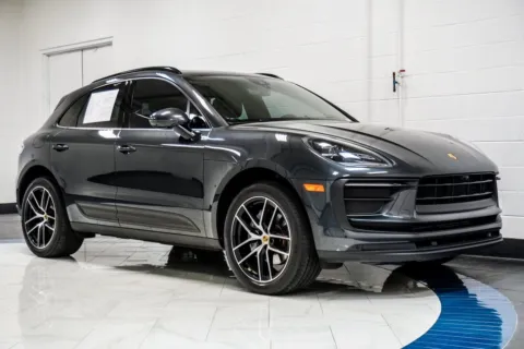More photos of 2022 Porsche Macan at Autoplex Atlanta, GA