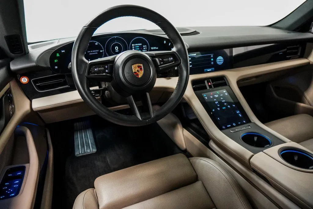 2022 Porsche Taycan Base - Photo 24