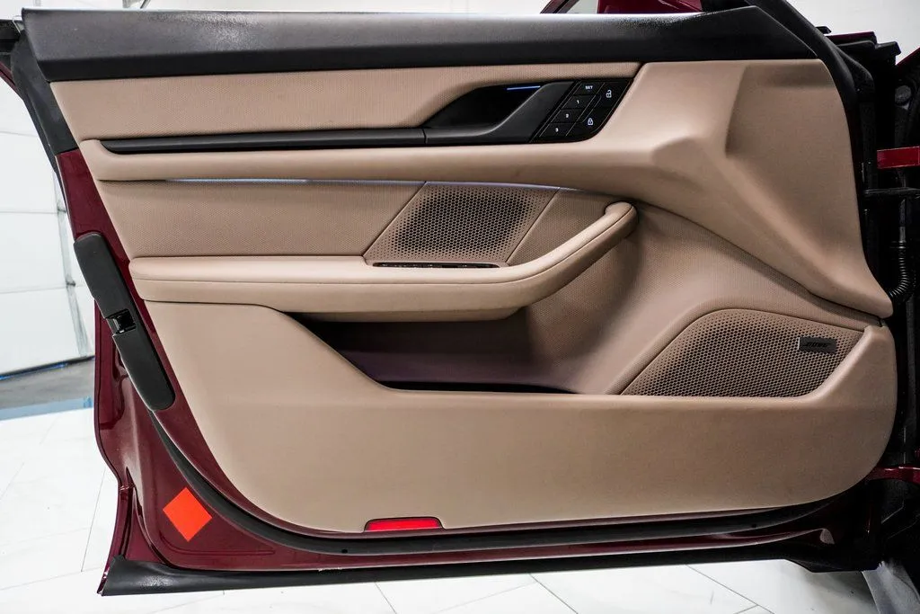 2022 Porsche Taycan Base - Photo 33