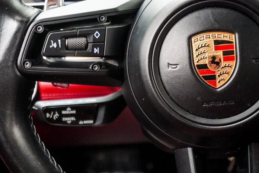 2021 Porsche Panamera S - Photo 28