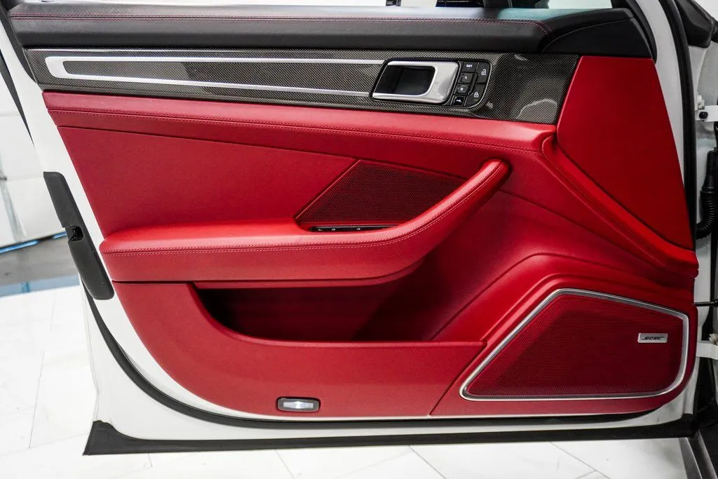 2021 Porsche Panamera S - Photo 35