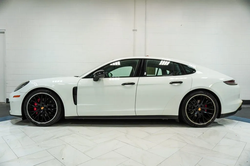 2021 Porsche Panamera S - Photo 6