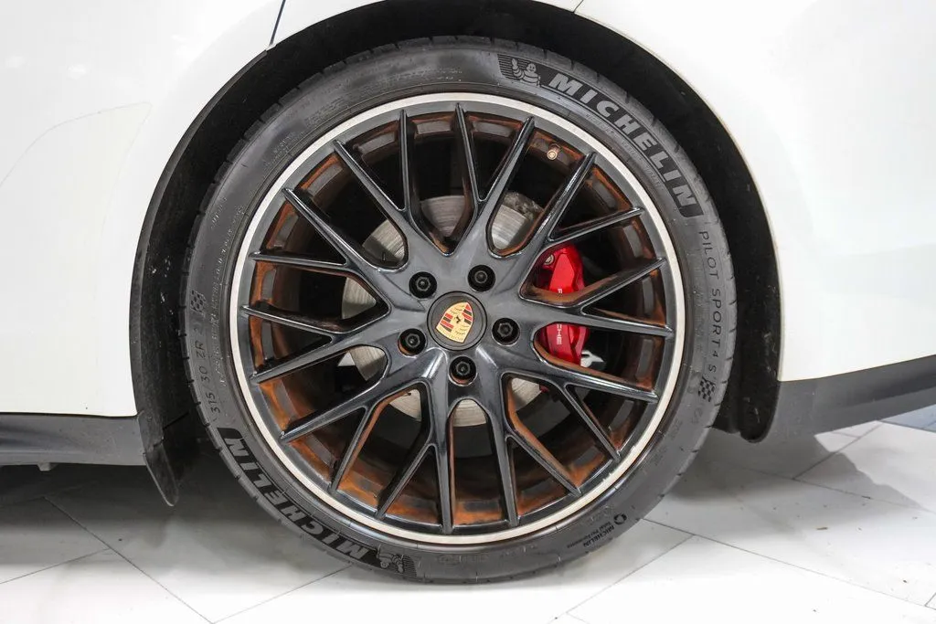2021 Porsche Panamera S - Photo 8