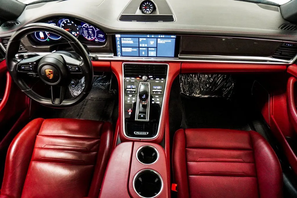 2021 Porsche Panamera S - Photo 24