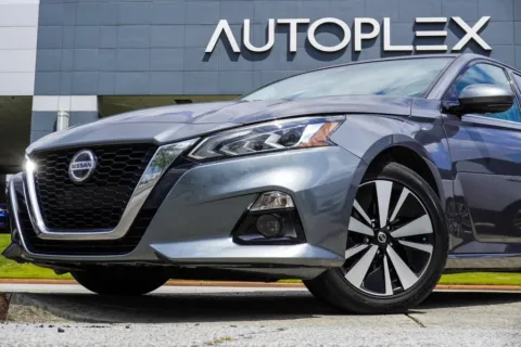 Photos of 2020 Nissan Altima 2.5 SL for sale in Duluth, GA at Autoplex Atlanta