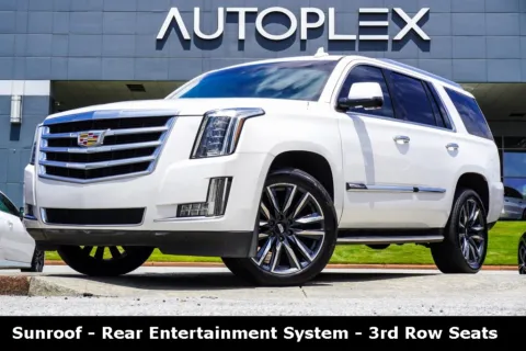 White 2016 Cadillac Escalade Luxury for sale in Duluth, GA
