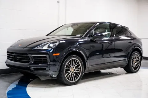 More photos of 2023 Porsche Cayenne Coupe Platinum Edition at Autoplex Atlanta, GA