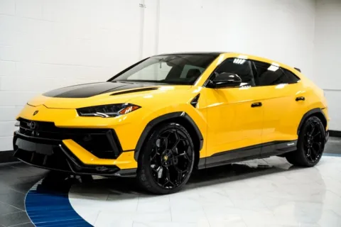 More photos of 2023 Lamborghini Urus Performante at Autoplex Atlanta, GA