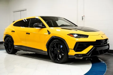 More photos of 2023 Lamborghini Urus Performante at Autoplex Atlanta, GA