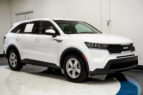 More photos of 2023 Kia Sorento LX at Autoplex Atlanta, GA
