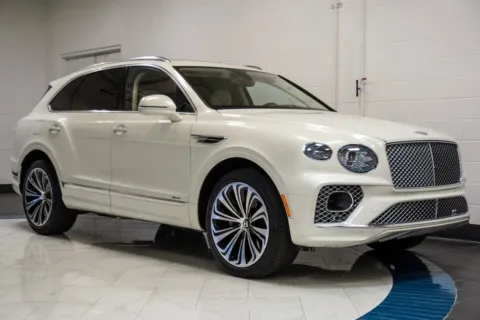 More photos of 2023 Bentley Bentayga Azure at Autoplex Atlanta, GA