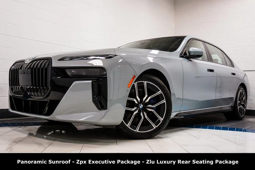 Gray 2023 BMW 7 Series 760i xDrive for sale in Duluth, GA