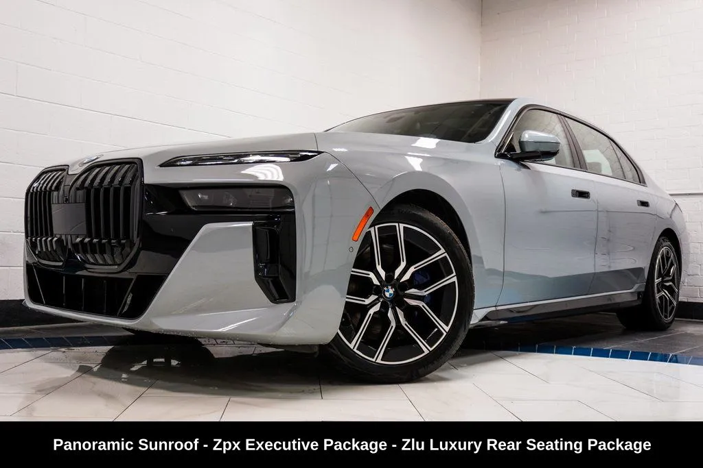 Gray 2023 BMW 7 Series 760i xDrive for sale in Duluth, GA