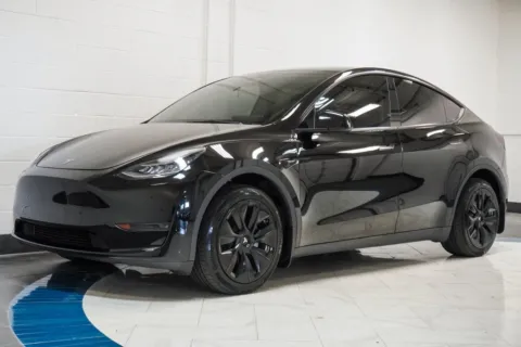 More photos of 2022 Tesla Model Y Long Range at Autoplex Atlanta, GA