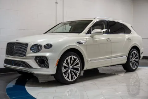 More photos of 2023 Bentley Bentayga Azure at Autoplex Atlanta, GA