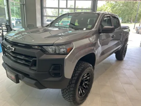 Gray 2024 Chevrolet Colorado Work Truck for sale in Deridder, LA