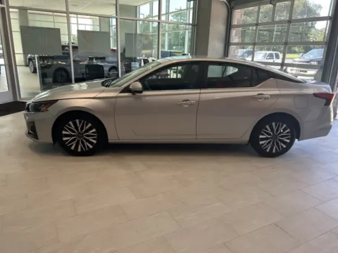 Another view of 2023 Nissan Altima 2.5 SV for sale in Deridder, LA at Hixson Toyota