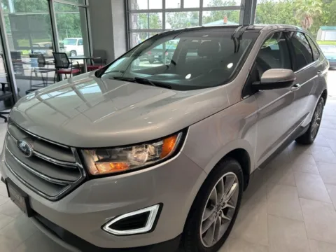 Silver 2017 Ford Edge Titanium for sale in Deridder, LA