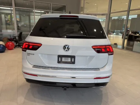 More photos of 2019 Volkswagen Tiguan 2.0T SEL R-Line at Hixson Toyota, LA