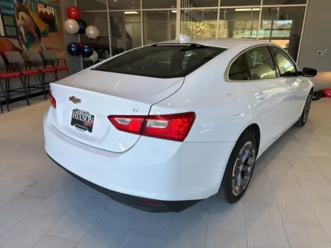 More photos of 2023 Chevrolet Malibu LT at Hixson Toyota, LA