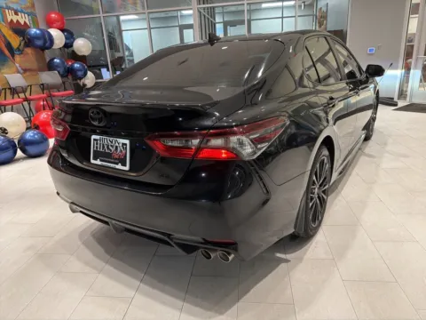 More photos of 2021 Toyota Camry SE Nightshade at Hixson Toyota, LA