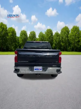 More photos of 2022 Chevrolet Silverado 1500 LT at Hixson Toyota, LA