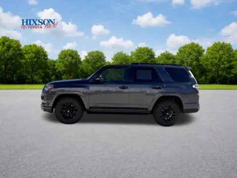 More photos of 2016 Toyota 4Runner SR5 at Hixson Toyota, LA