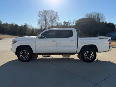 More photos of 2023 Toyota Tacoma SR5 at Hixson Toyota, LA
