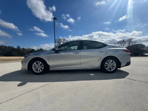 More photos of 2025 Toyota Camry LE at Hixson Toyota, LA