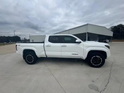 More photos of 2024 Toyota Tacoma TRD Sport at Hixson Toyota, LA