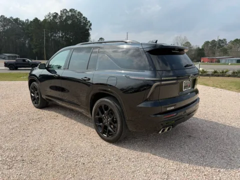 More photos of 2024 Chevrolet Traverse RS at Hixson Toyota, LA