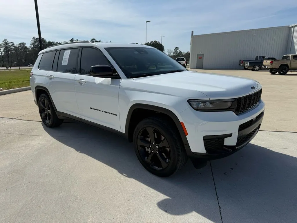 White 2019 Jeep Grand Cherokee Laredo for sale in Deridder, LA